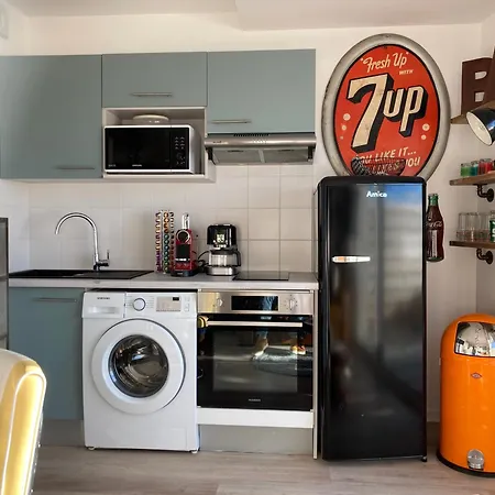 Neuf Deco Vintage Face Mer,terrasse ,jardin,wifi,parking Sous-sol Prive Apartmán *