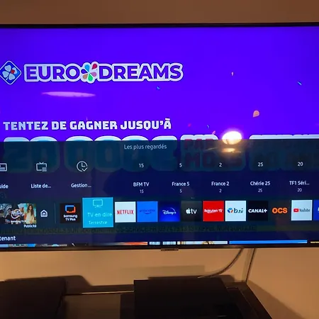 Apartmán Neuf Deco Vintage Face Mer,terrasse ,jardin,wifi,parking Sous-sol