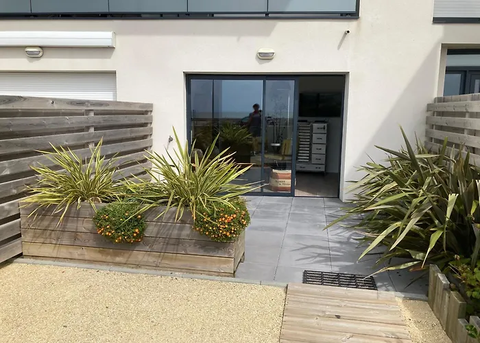 Neuf Déco Vintage Face Mer,terrasse ,jardin,wifi,parking Apartamento